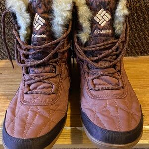 Columbia Chestnut Quilted Boots with Faux Fur